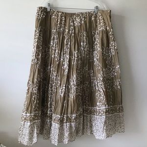 Skirt XL-18 Taupe/White Print Crinkle NWT
